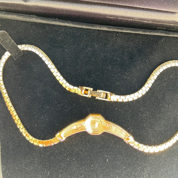 ATWOOD & SAWYER VINTAGE GOLD PLATED CHOKER w/SIMULATED BLUE SAPPHIRE STONES - Picture 5 of 10